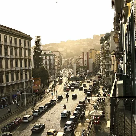 Riviera Di Chiaia Turrisi Panzió Nápoly